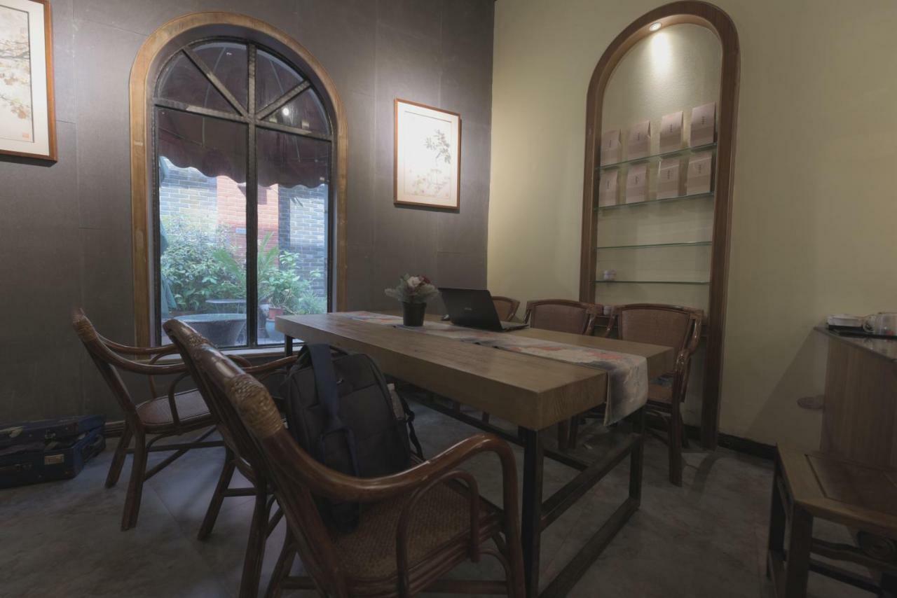 Tours * Soho Garden Hotel Shanghai Bagian luar foto