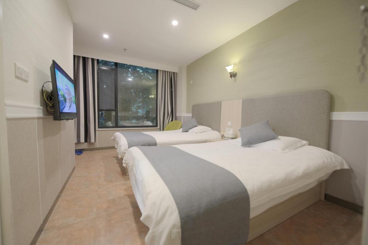 Tours * Soho Garden Hotel Shanghai Bagian luar foto